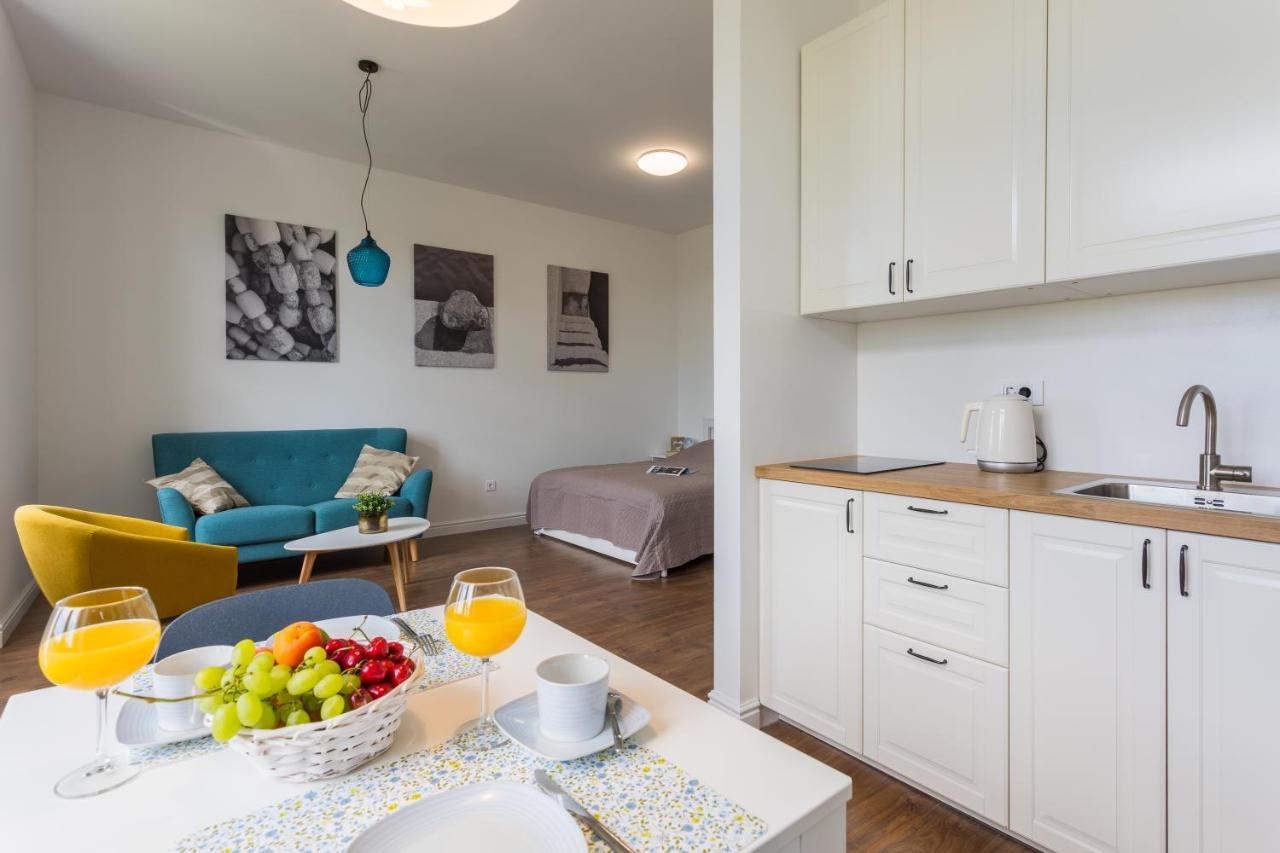 Bu2 Pula Studio Apartment Exterior foto